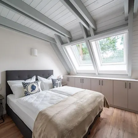 Domizil Am Ostseewald, Schlehe Apartamento *